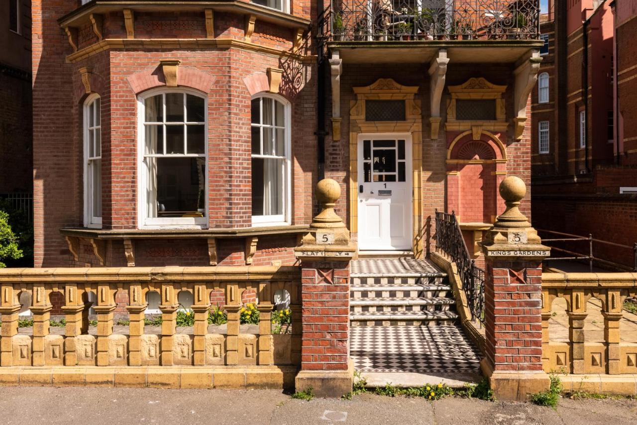 3 Bedroom Garden Apartment Opposite The Beach Brighton Exterior foto